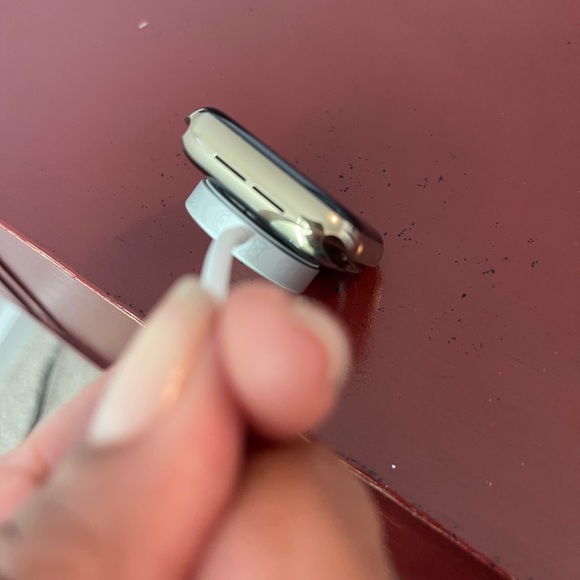 SOLD*****Apple Watch Series 6 - Picture 2 of 8